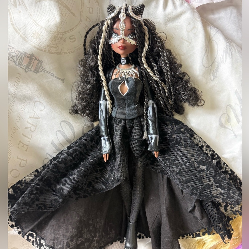 Marvel Fan Girl Black Panther Collectible Doll